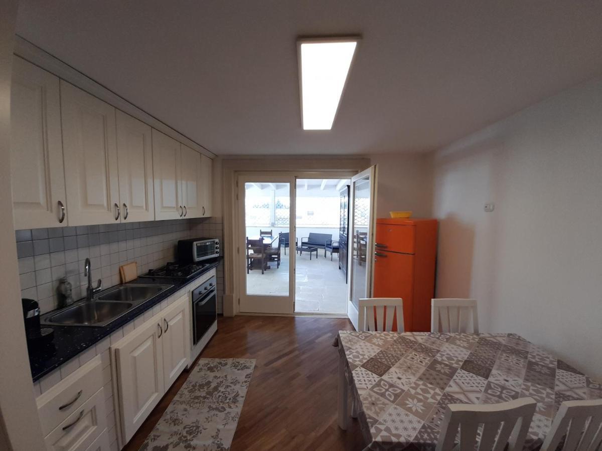 Apartmán Dimora Emilia Lecce Exteriér fotografie