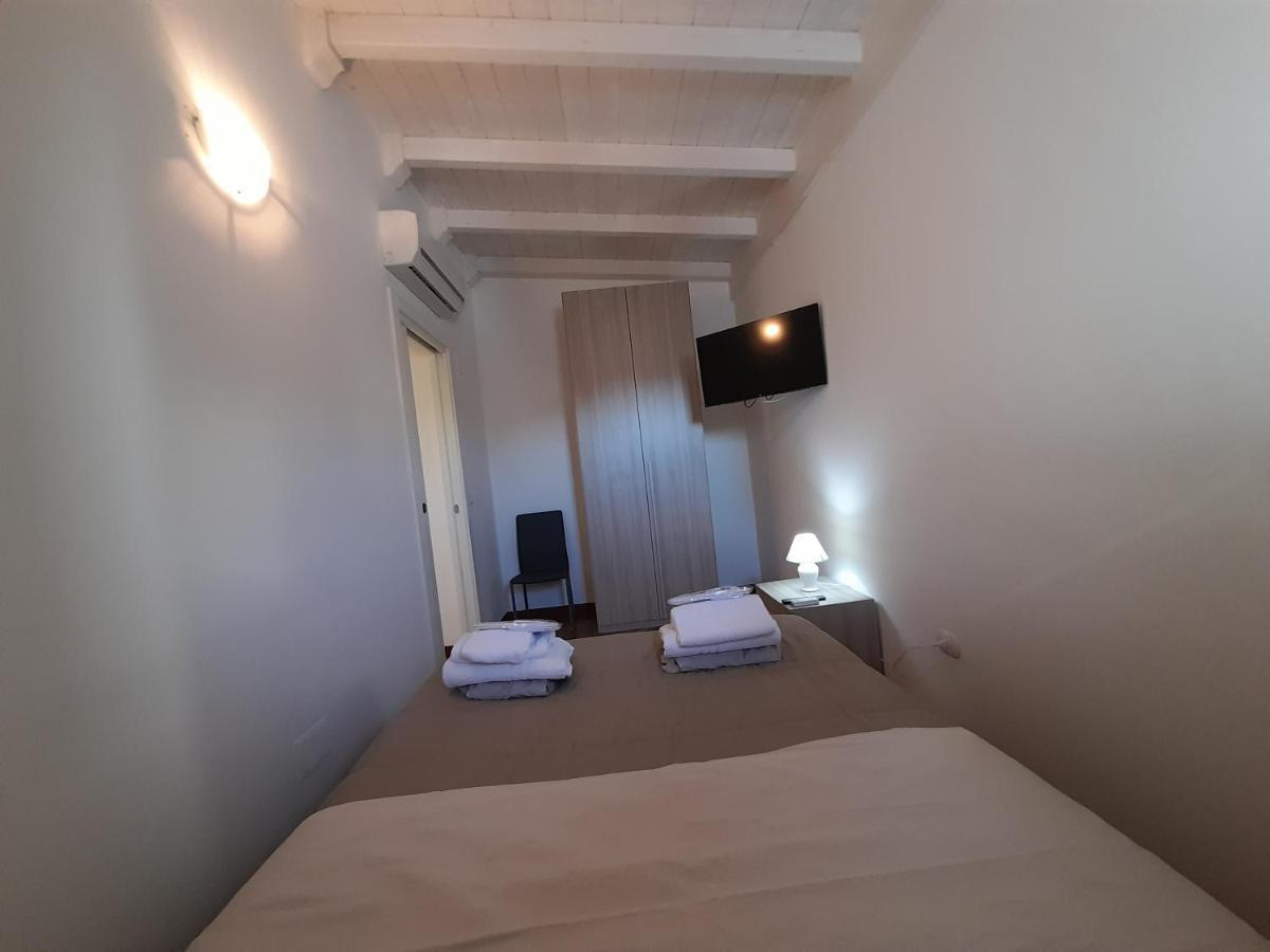Apartmán Dimora Emilia Lecce Exteriér fotografie