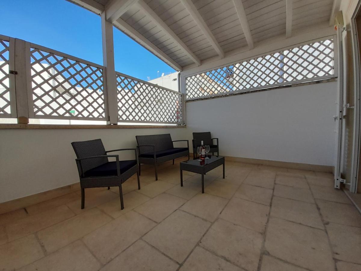Apartmán Dimora Emilia Lecce Exteriér fotografie