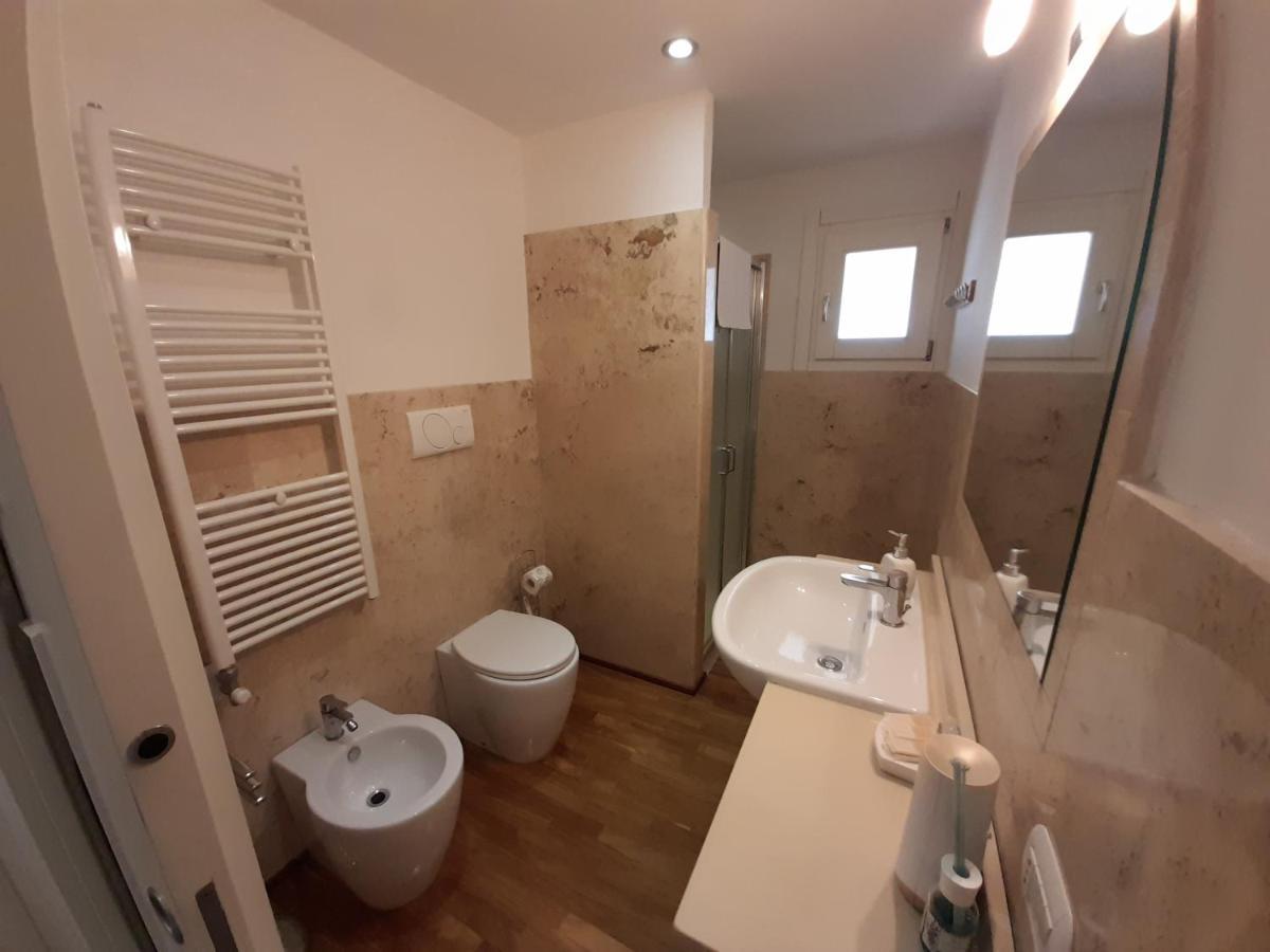 Apartmán Dimora Emilia Lecce Exteriér fotografie