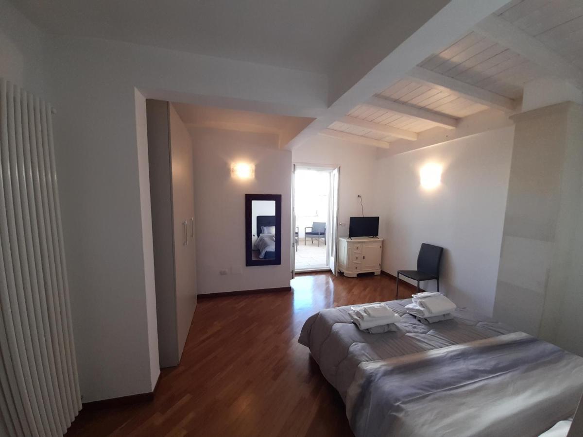 Apartmán Dimora Emilia Lecce Exteriér fotografie
