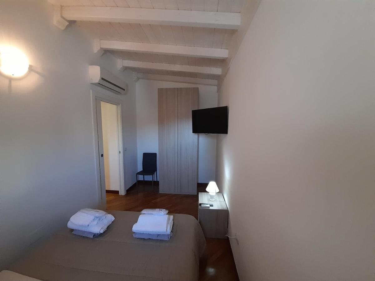 Apartmán Dimora Emilia Lecce Exteriér fotografie