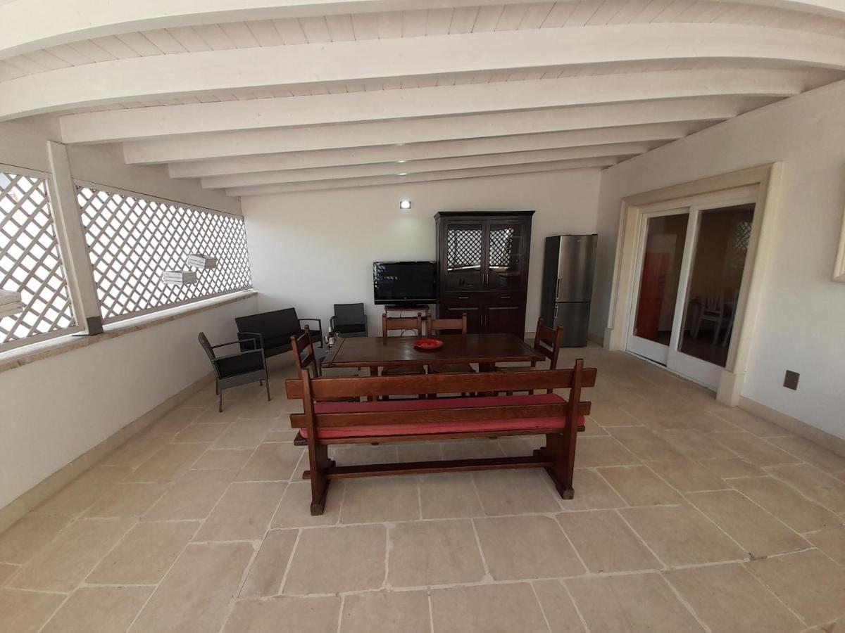 Apartmán Dimora Emilia Lecce Exteriér fotografie